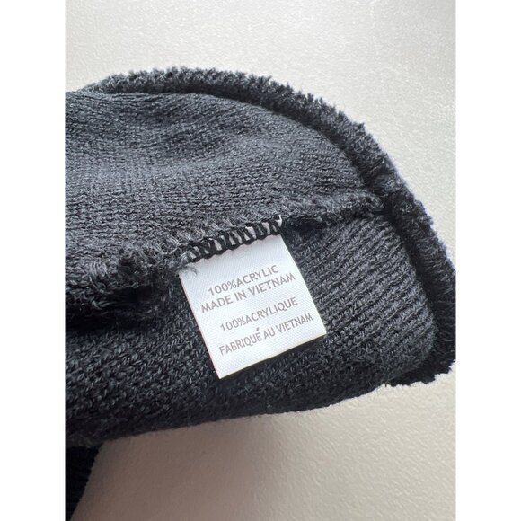 Beechfield Boston Hockey 4 Beanie Hat Unisex OS Circle Patch Acrylic Black Knit - Picture 4 of 6